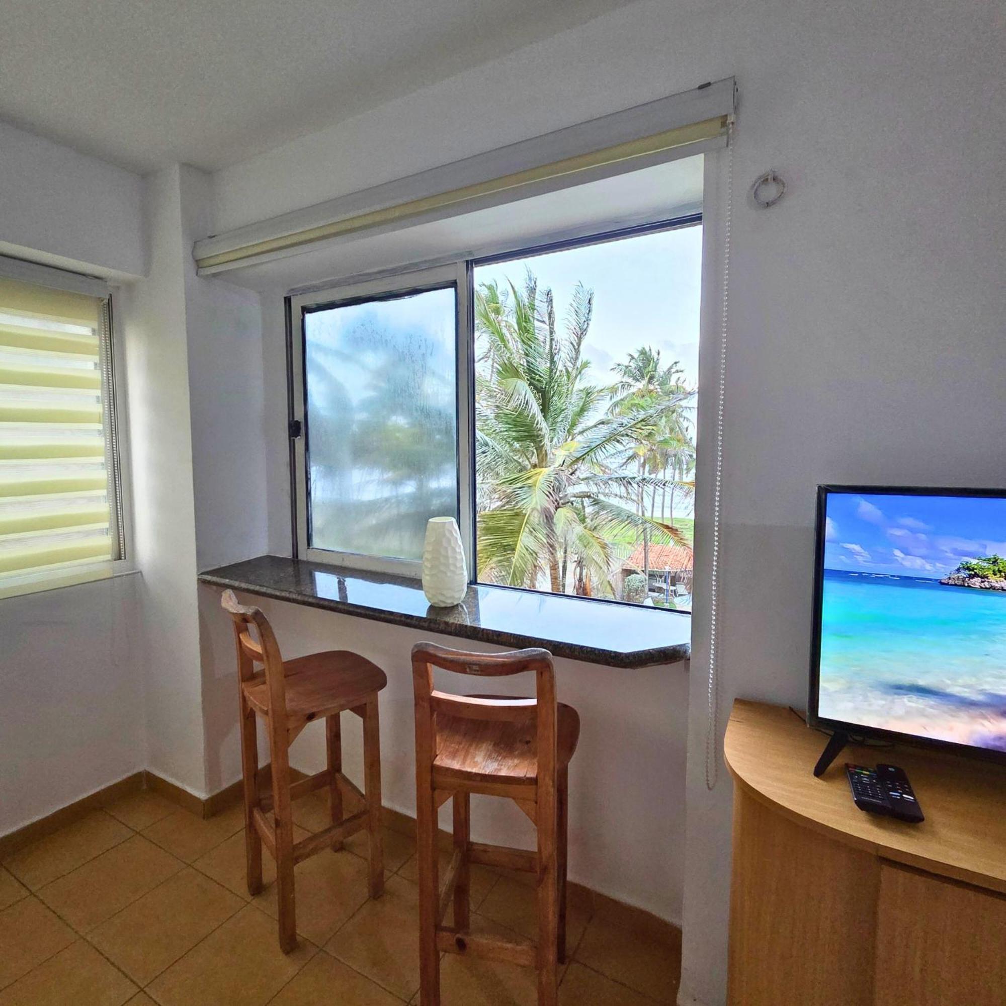 Tucacas, Frente Al Mar, Piscina Y Playa Privada Apartment Exterior photo